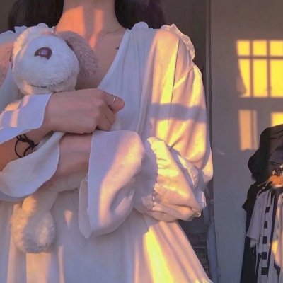 彼女